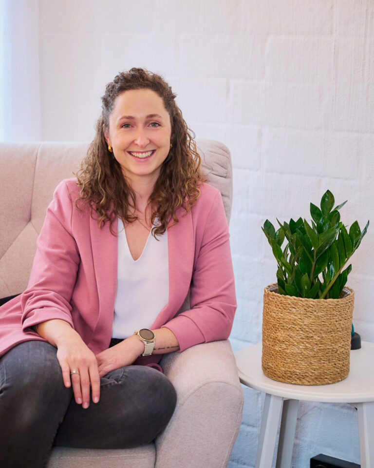 karina buchfellner web klein HappyHuman 46 768x960